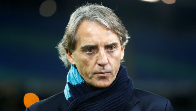 Italy coach Roberto Mancini ‘very sorry’ over Mario Balotelli failing to find a club during transfer window